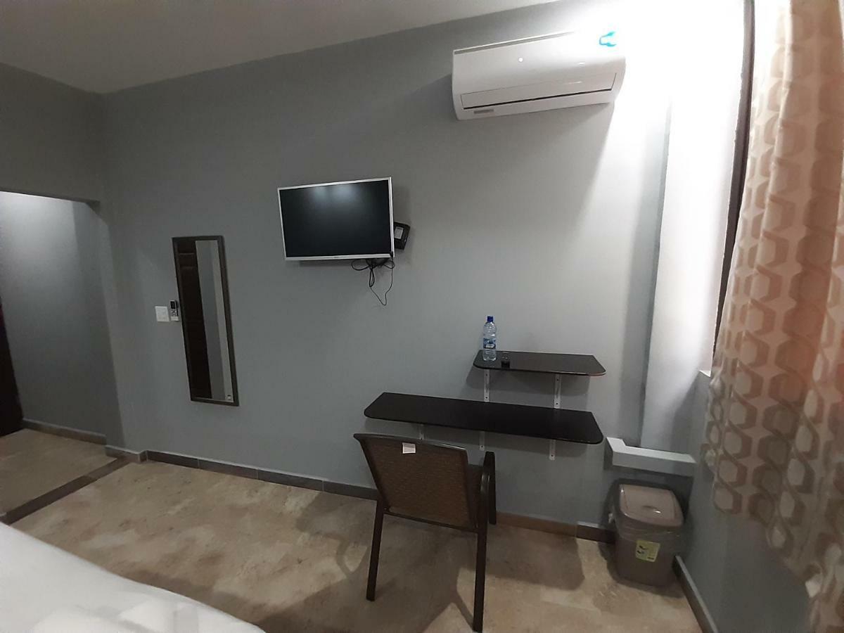 Maya Bella Downtown Hotel 圣伊格纳西奥 外观 照片